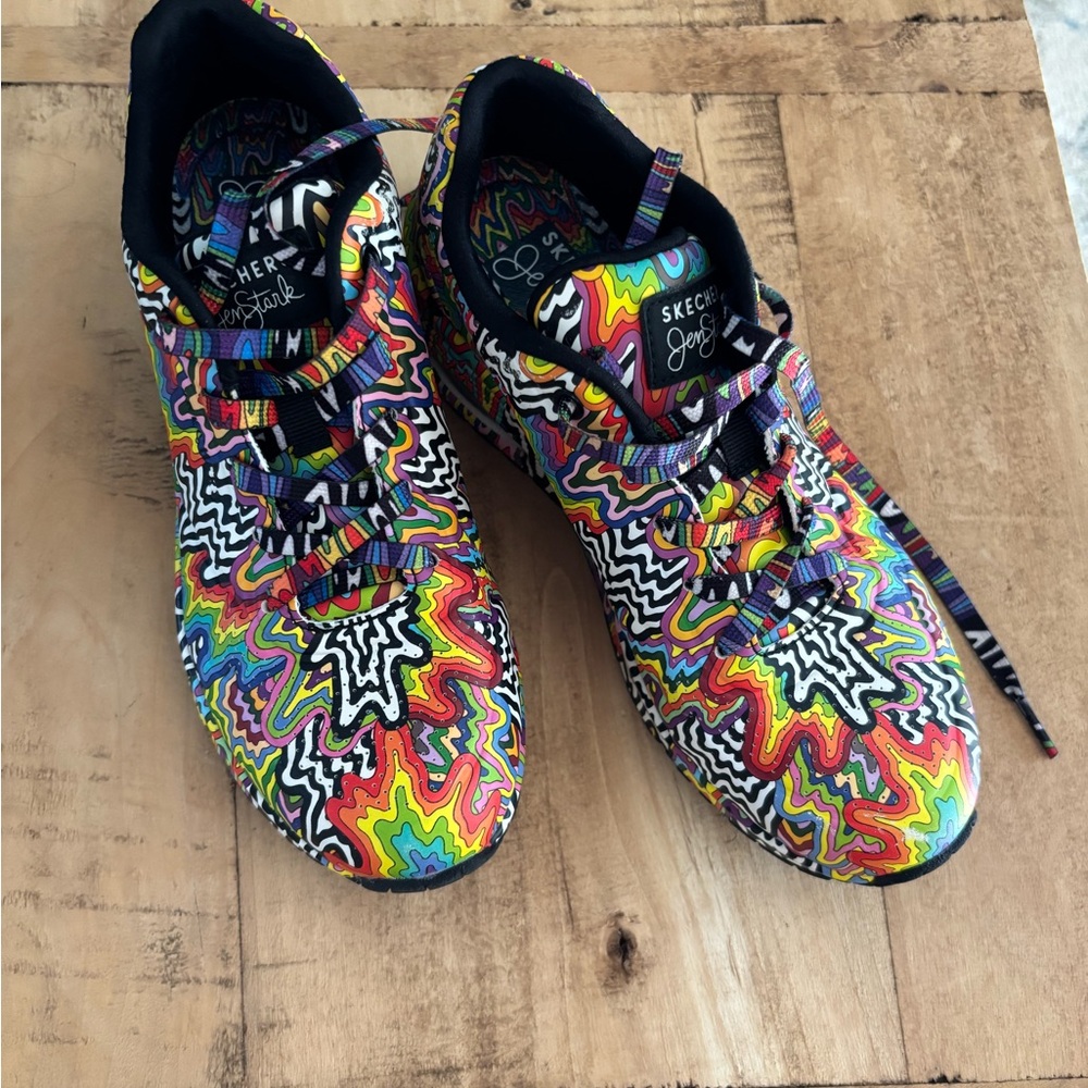 Skechers Red and Yellow High-Top Sneakers Vibrant Design